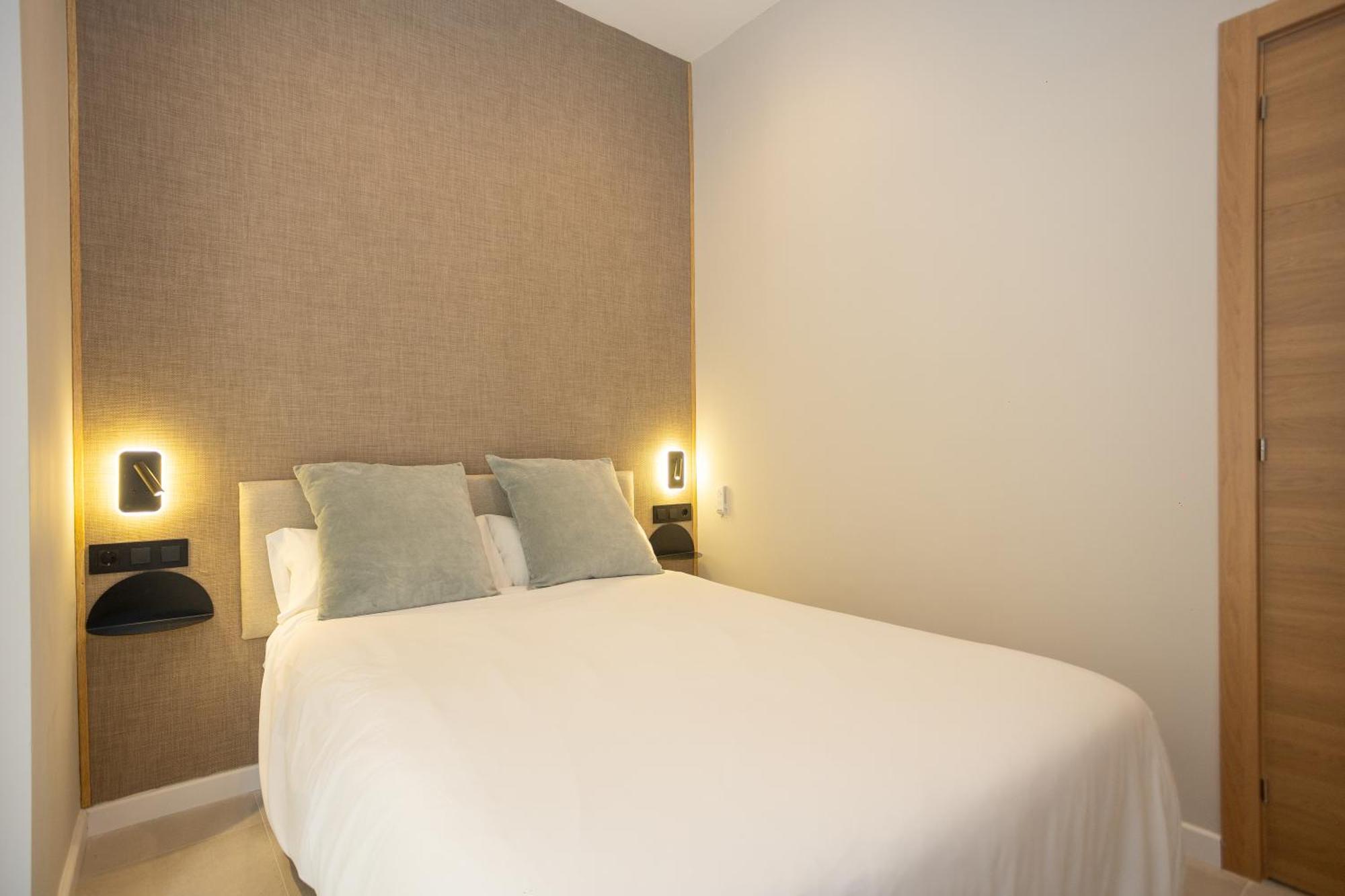Chinitas Urban Rooms Malaga Exterior photo