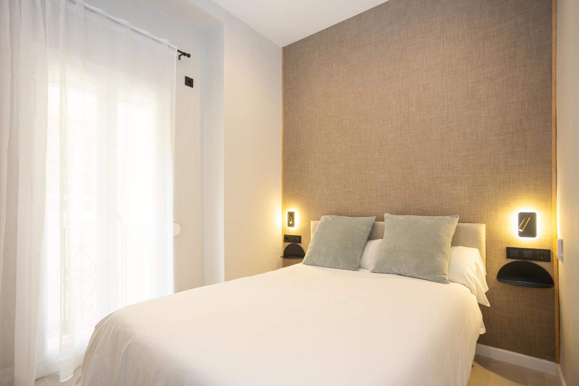 Chinitas Urban Rooms Malaga Exterior photo
