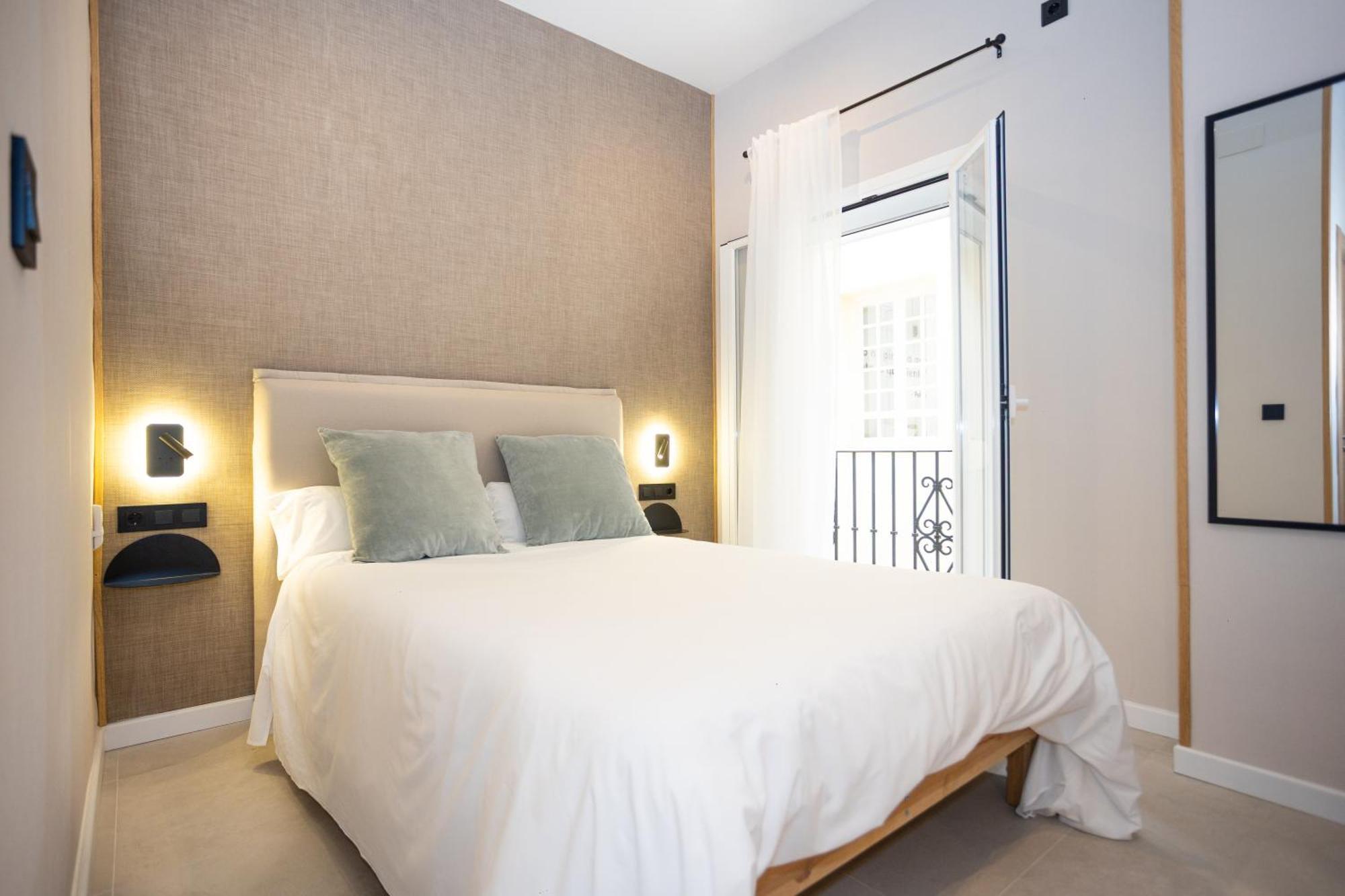 Chinitas Urban Rooms Malaga Exterior photo
