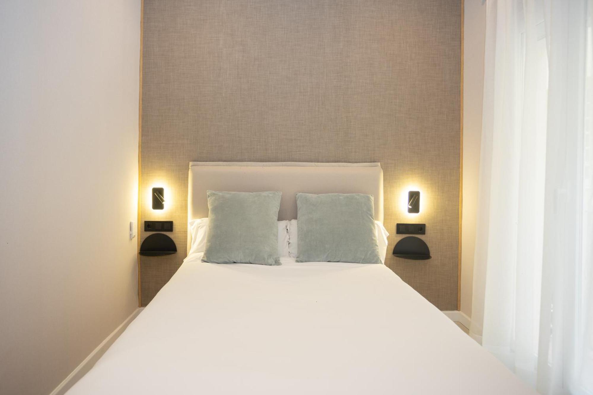 Chinitas Urban Rooms Malaga Exterior photo