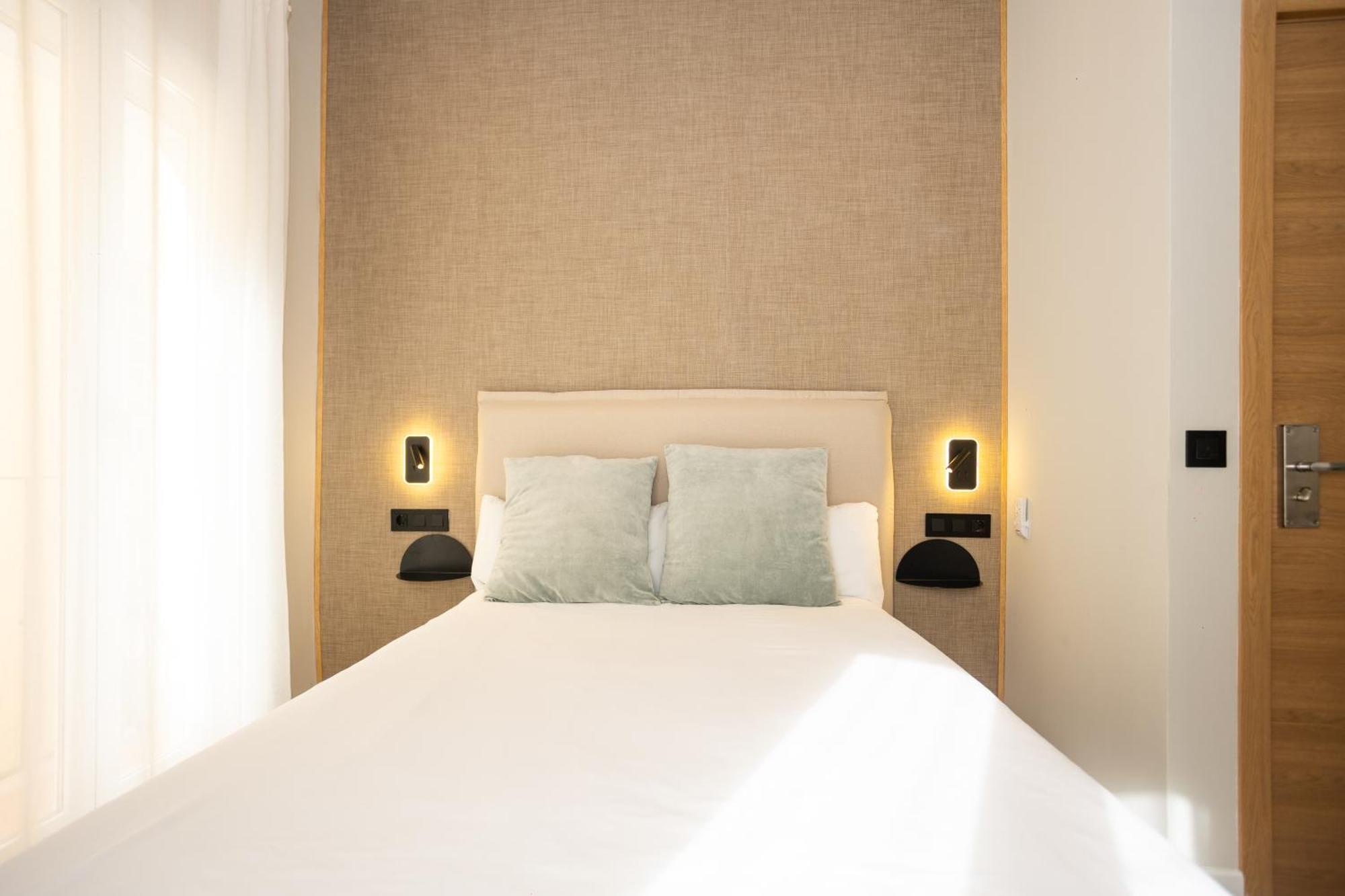 Chinitas Urban Rooms Malaga Exterior photo
